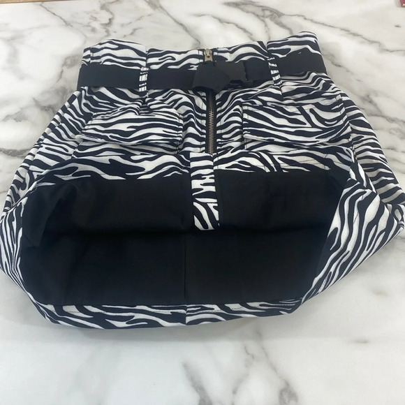 We11done A-Line Mini Skirt Women Size Medium Black White Animal Print High Waist - Picture 8 of 12